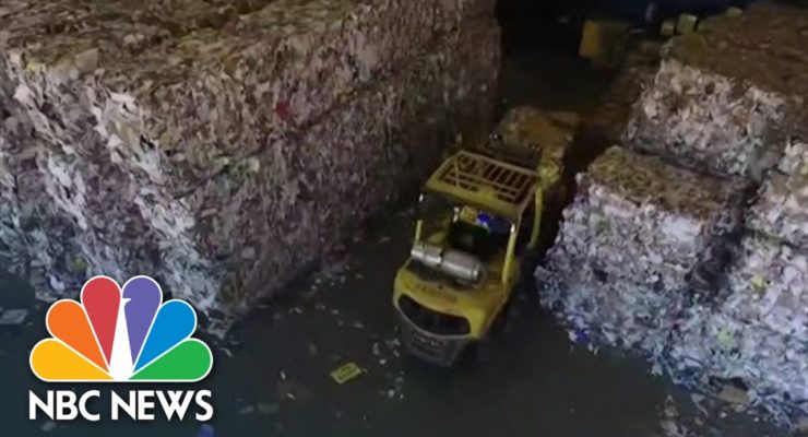 The plastic Crisis has deep corporate Roots: to protect our Planet, they need to be exposed